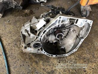 Renault Mégane Megane IV (RFBB), Hatchback 5-drs, 2015 1.2 Energy TCE 130 picture 12