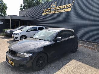 uszkodzony samochody osobowe BMW 1-serie 116i 2.0 16V Hatchback 2Dr Benzine 1.995cc 90kW (122pk) RWD 2008-11/2011-12 (UK31; UK32) N43B20A 2010/3