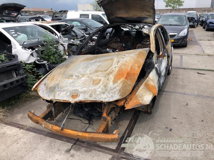 BMW 3-serie 3 serie (E90), Sedan, 2005 / 2011 318i 16V