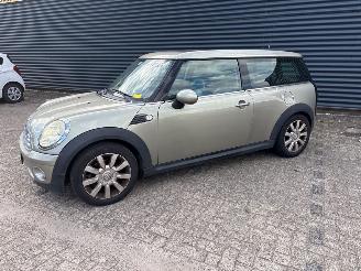 Mini Clubman Clubman (R55) Combi 2007 / 2014 - 1.6 16V Cooper Combi/o  Benzine 1.598cc 88kW (120pk) FWD 2007-10/2010-02 (ML31; ML32; ML33) N12B16A picture 2
