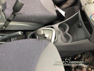 Peugeot 107 107, Hatchback, 2005 / 2014 1.0 12V picture 9