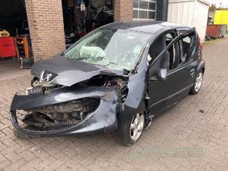 Peugeot 107 107, Hatchback, 2005 / 2014 1.0 12V picture 7