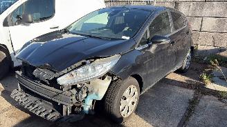 skadebil auto Ford Fiesta Fiesta 6 (JA8) Hatchback 2015 - 1.5 TDCi Hatchback  Diesel 1.499cc 70kW (95pk) FWD 2015-05/2017-04  XVJB; XVJC 2015/1