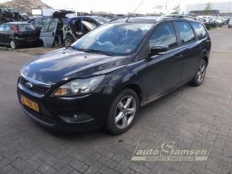 Vrakbiler auto Ford Focus Focus 2 Wagon, Combi, 2004 / 2012 1.6 16V 2010/12