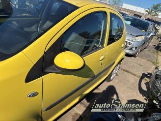 Peugeot 107 107, Hatchback, 2005 / 2014 1.0 12V picture 4