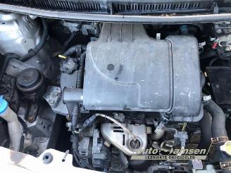Toyota Yaris Yaris II (P9), Hatchback, 2005 / 2014 1.0 12V VVT-i picture 10