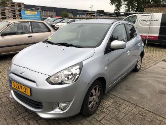 Unfallwagen Mitsubishi Space-star  2015/2