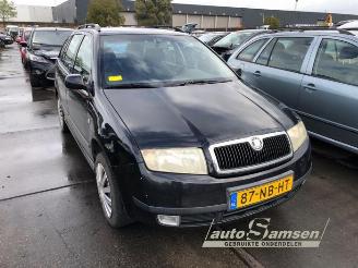 Vrakbiler auto Skoda Fabia Fabia (6Y5), Combi 5-drs, 2000 / 2007 1.4i 16V 2003/7