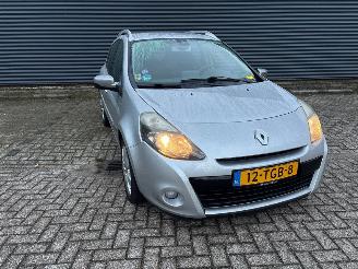 Avarii autoturisme Renault Clio  2012/1