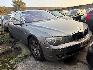uszkodzony samochody osobowe BMW 7-serie  2006/8