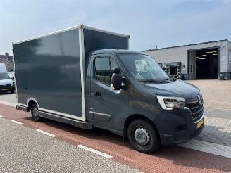 krockskadad bil bedrijf Renault Master 2.3 DCI 110KW AUT. KOFFER  MAXI AIRCO KLIMA EURO6 2021/4