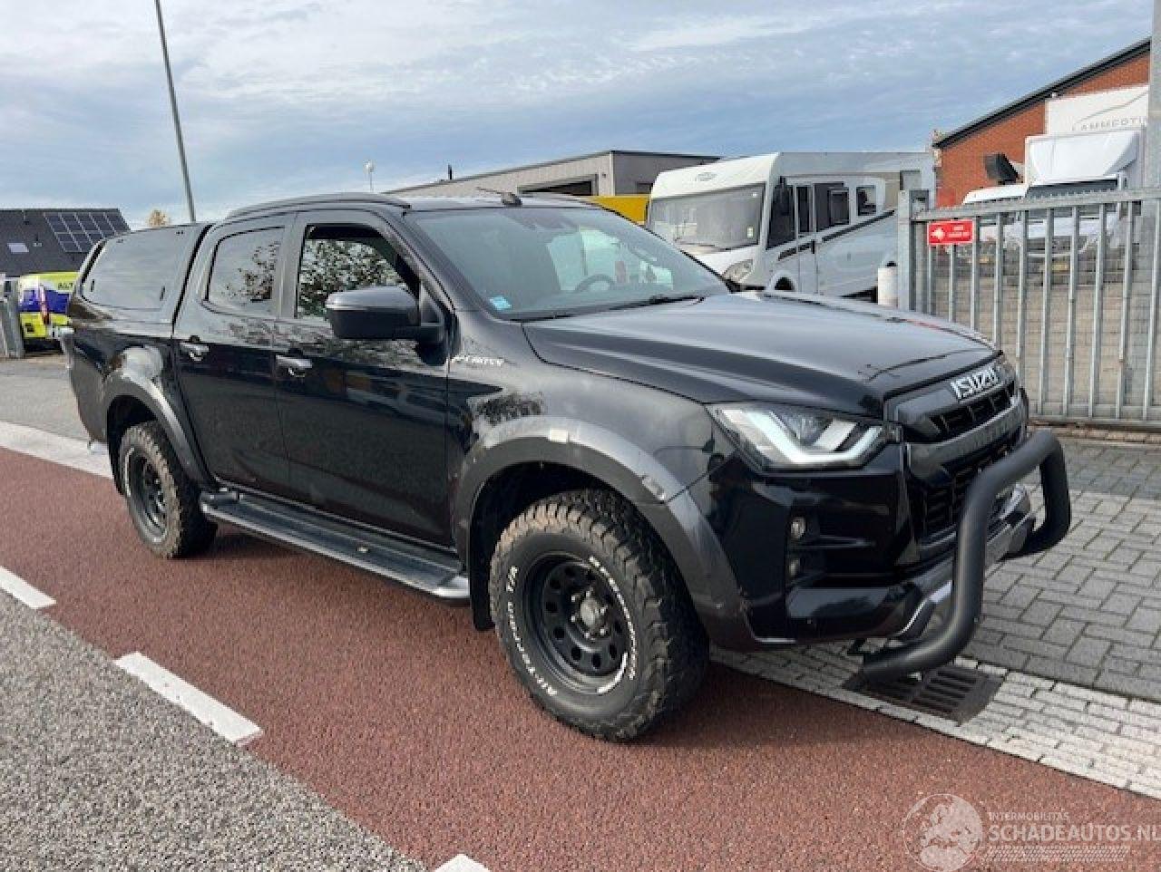 Isuzu D-Max 1.9d 120kw V-CROSS Double Cab. 4wd Autom. Klima Euro6