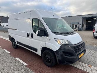 krockskadad bil bedrijf Fiat Ducato 35 2.3 MJ 110KW L2H2 AIRCO KLIMA EURO6 2017/3