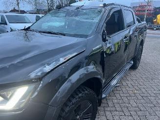 Isuzu D-Max 1.9d 120kw DOUBLE CAB.  V-CROSS  AUTOM. AIRCO KLIMA 4WD picture 13