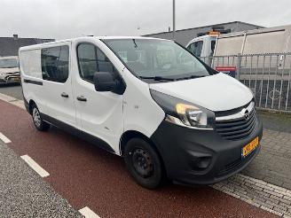 krockskadad bil bedrijf Opel Vivaro 1.6 CDTI 92KW DC 6P L2H1 LANG AIRCO KLIMA EURO6 2017/8