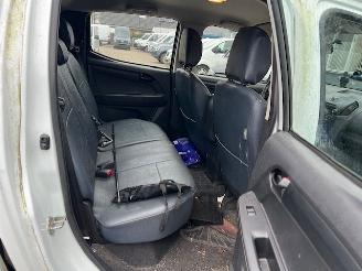 Isuzu D-Max 2.5D 120KW DOUBLE CAB. 4WD 4X4  AIRCO KLIMA picture 11