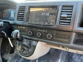 Volkswagen Transporter 2.0 TDI 110KW DC 5P L2H1 LANG AUTOMAAT EURO6 KLIMA picture 9