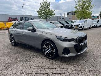 Voiture accidenté BMW 5-serie 530E  HYBRID TOURING NEW MODEL. FULL OPTIONS 2024/12