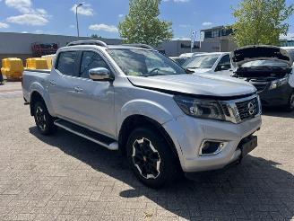 krockskadad bil bedrijf Nissan Navara 2.3 DCI 140KW DOUBLE CAB. AUTOM.  KLIMA 4WD 2020/8