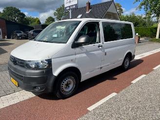 Damaged car Volkswagen Transporter 2.0 TDI 84KW KOMBI PERSONENBUS BRIEF 8P  KLIMA 2013/9