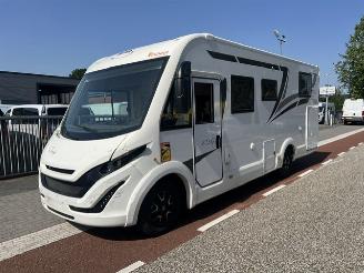 Vaurioauto  campers Mc Louis  SOVEREIGN 873  INTREGRALE  AUTOM. KLIMA 14.000KM!!! 2021/4