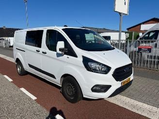 krockskadad bil bedrijf Ford Transit Custom 2.0 TDCI 96KW L2H1 LANG DC 6P AIRCO KLIMA EURO6 2022/8