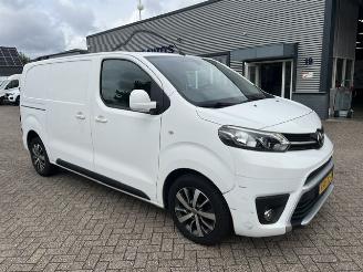 Avarii auto utilitare Toyota Proace 2.0 D-4D 90KW  AIRCO KLIMA NAVI EURO6 2020/3