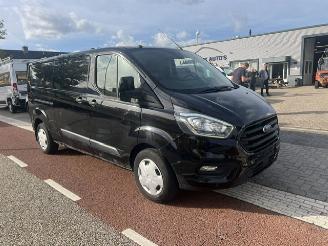 krockskadad bil bedrijf Ford Transit Custom 2.0 TDCI 77KW L2H1 LANG AIRCO KLIMA NAVI EURO6 2019/4