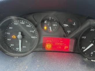 Iveco Daily 35S14 2.3d 352 L2H2 Himatic automaat Airco Klima EURO6 picture 9
