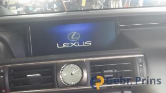 Lexus IS IS (E3), Sedan, 2013 300h 2.5 16V picture 13