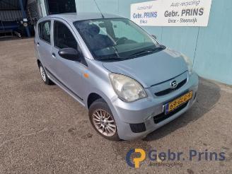 Salvage car Daihatsu Cuore Cuore (L251/271/276), Hatchback, 2003 1.0 12V DVVT 2008/7