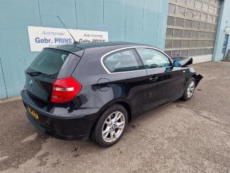 Coche siniestrado BMW 1-serie 1 serie (E81), Hatchback 3-drs, 2006 / 2012 116i 1.6 16V 2009/1