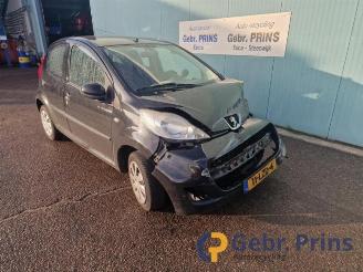 Peugeot 107 107, Hatchback, 2005 / 2014 1.0 12V picture 1