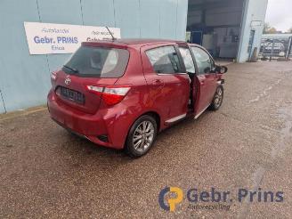 Vrakbiler auto Toyota Yaris Yaris III (P13), Hatchback, 2010 / 2020 1.5 16V Dual VVT-iE 2017/12