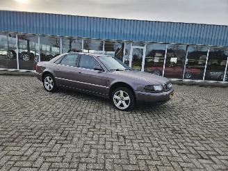 Vrakbiler auto Audi A8 3.7 V8 Aut. 1995/9