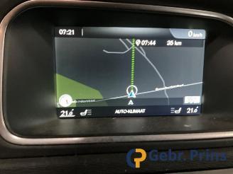 Volvo V-40 V40 (MV), Hatchback 5-drs, 2012 / 2019 2.0 D4 16V picture 6