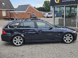 BMW 3-serie 325i 24V Combi/o  Benzine 2.497cc 160kW (218pk) RWD picture 7