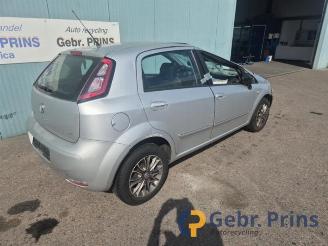 Fiat Punto Punto III (199), Hatchback, 2012 0.9 TwinAir picture 2