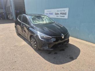 Dezmembrări autoturisme Renault Clio Clio V (RJAB), Hatchback 5-drs, 2019 1.0 TCe 90 12V 2023/2