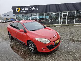 skadebil auto Renault Mégane 1.5 dCi 90 Combi/o 4Dr Diesel 1.461cc 66kW (90pk) 2010/6