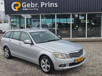 Mercedes C-klasse 2.2 C-200 CDI 16V . Combi/o  Diesel 2.148cc 100kW (136pk) RWD picture 1