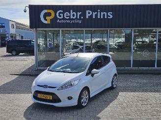Vaurioauto  passenger cars Ford Fiesta 1.6 16V Sport Hatchback  Benzine 1.596cc 88kW (120pk) FWD 2011/1