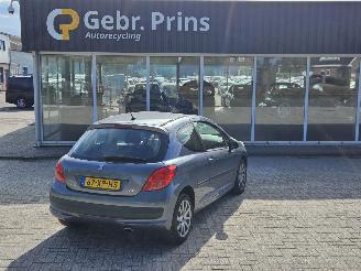 Voiture accidenté Peugeot 207 1.6 16V VTi Hatchback  Benzine 1.598cc 88kW (120pk) FWD 2007/8