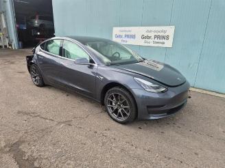 Vrakbiler auto Tesla Model 3 Model 3, Sedan, 2017 Standard RWD Plus 60 kWh 2020/9