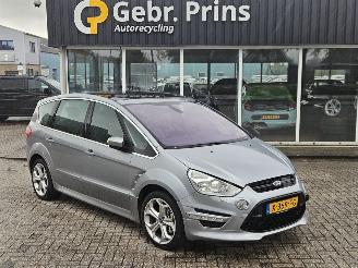 Vaurioauto  passenger cars Ford S-Max 2.0 Ecoboost 7 SEAT 16V MPV  Benzine 1.999cc 149kW (203pk) FWD 2010/4