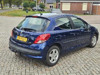 Peugeot 207 1.4 16V VTi Hatchback  Benzine 1.397cc 70kW (95pk) FWD picture 10