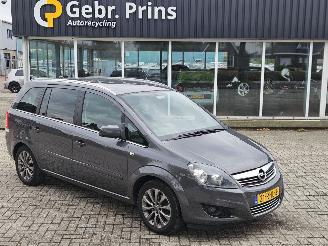 Unfallwagen Opel Zafira 7 SEAT 1.8 16V Ecotec MPV  Benzine 1.796cc 103kW (140pk) FWD 2011/5