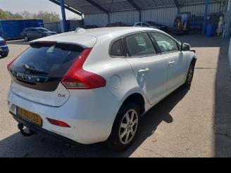 Volvo V-40 V40 (MV), Hatchback 5-drs, 2012 / 2019 2.0 D4 16V picture 4