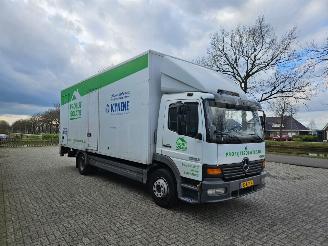krockskadad bil vrachtwagen Mercedes Atego Bakwagen 6370cc 170KW 2004/3