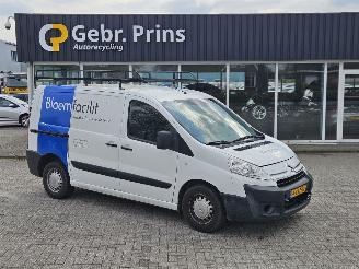 krockskadad bil bedrijf Citroën Jumpy 1.6 HDI 16V Bestel  Diesel 1.560cc 66kW (90pk) FWD 2011/5